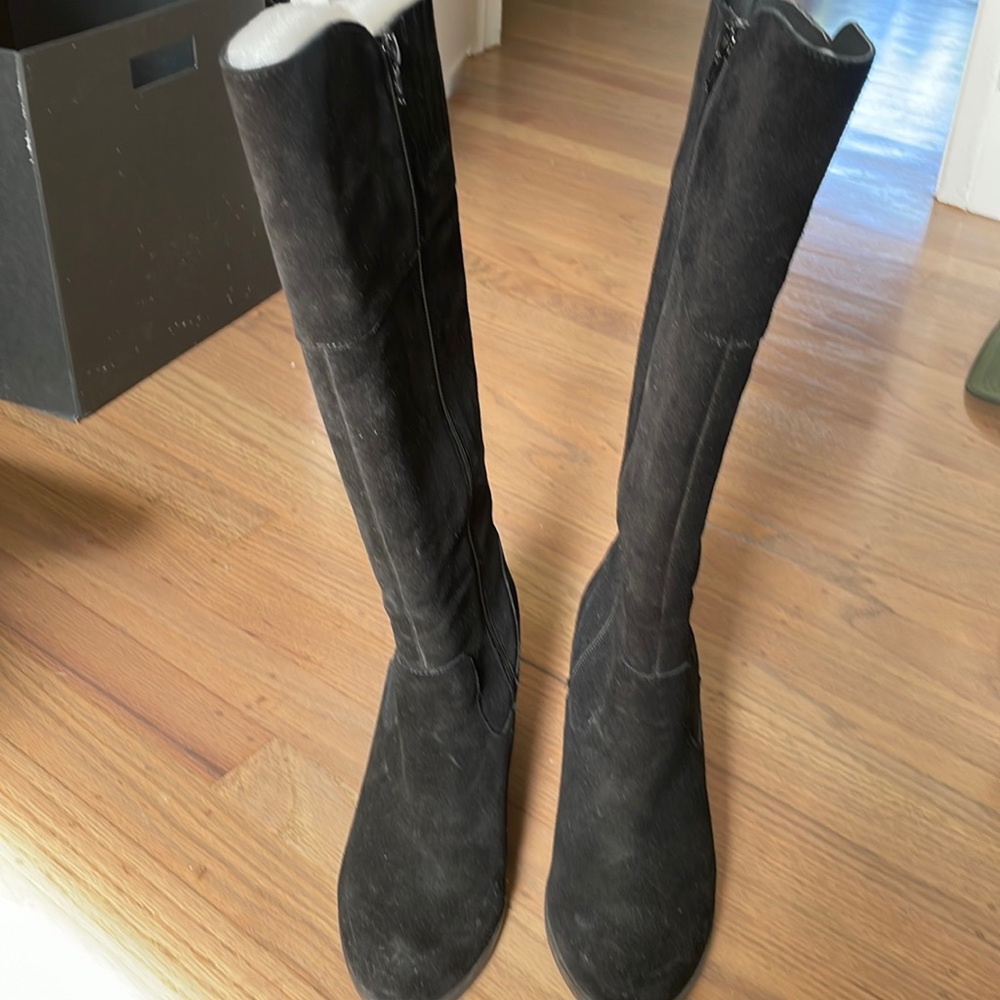 Vintage crown boots